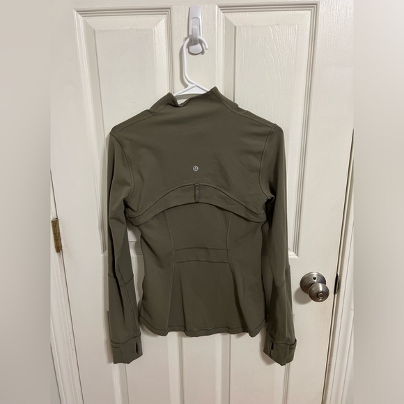 Lululemon Athletica Define Jacket - Picture 2 of 4